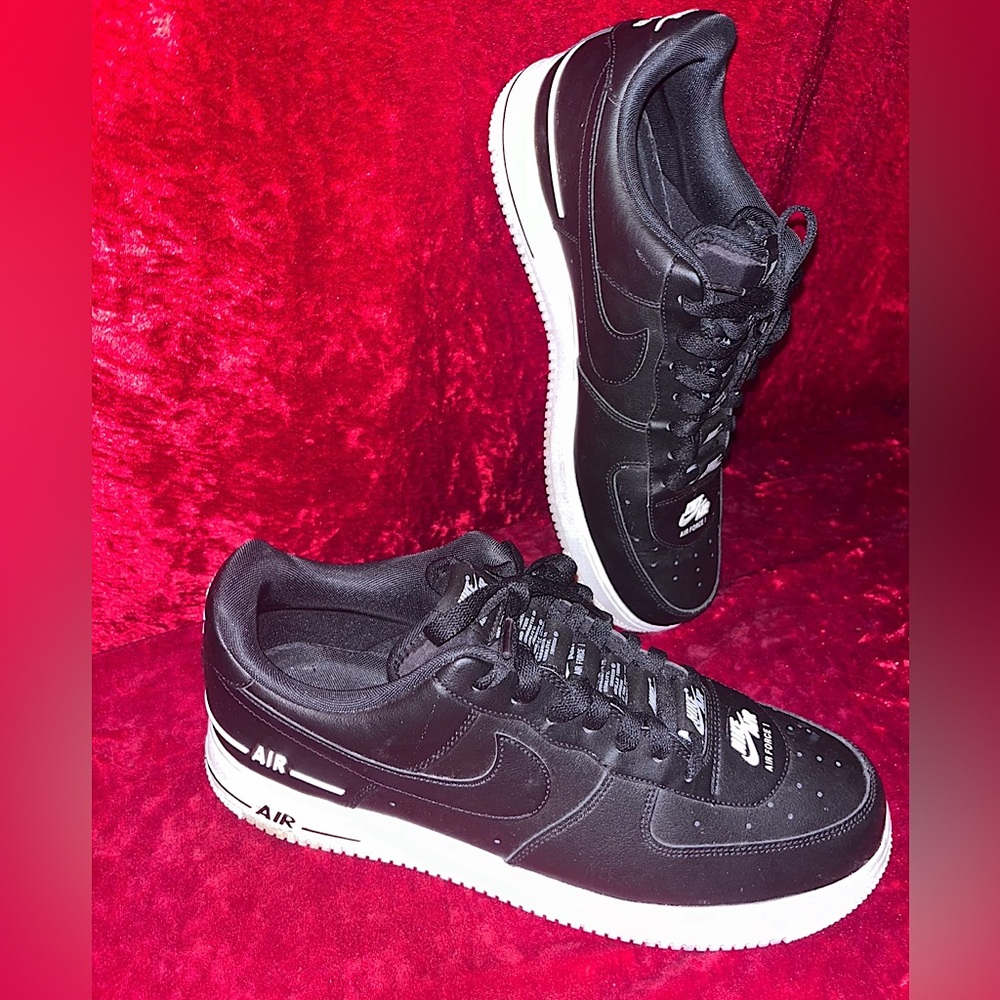 Nike Air Force 1